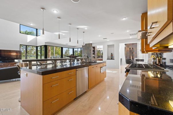 Interior, Kitchen, Pendant Lights, Recessed Lighting, Stainless Steel Appliances