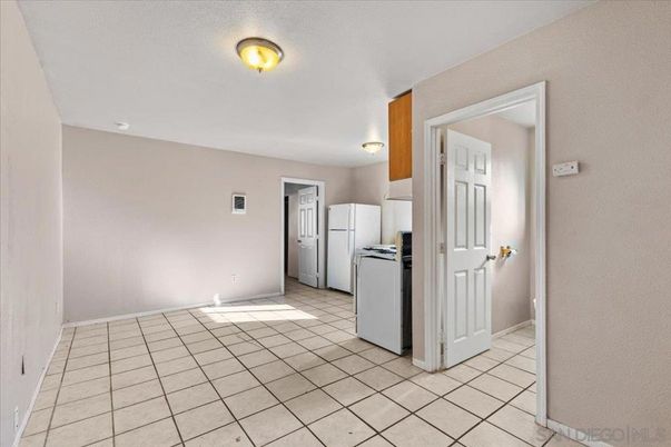 Empty room, Interior, Kitchen