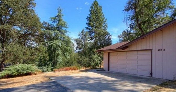 Backyard, Detached Garage, Exterior