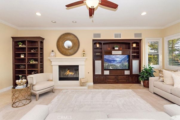 Fireplace, Interior, Living room, Recessed Lighting