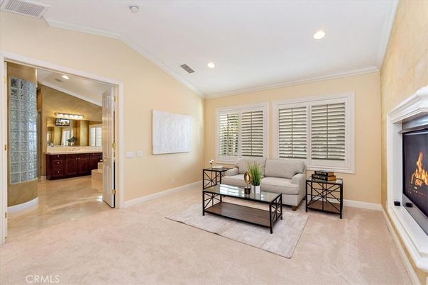 Fireplace, Interior, Living room, Recessed Lighting