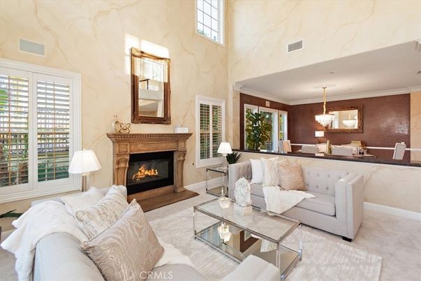 Chandelier, Dining room, Fireplace, Interior, Living room, Pendant Lights