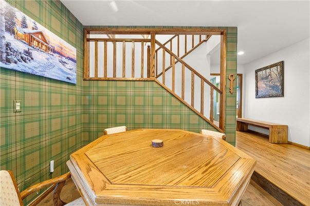 Dining room, Interior, Recessed Lighting