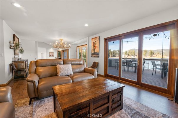 Chandelier, Dining room, Interior, Living room, Recessed Lighting, Wood Texture Flooring