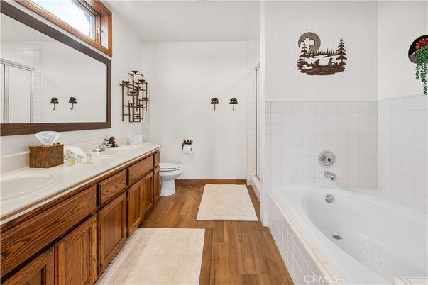 Bathroom, Dual Sink Vanities, Interior, Wood Texture Flooring