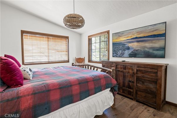 Bedroom, Interior, Pendant Lights, Wood Texture Flooring