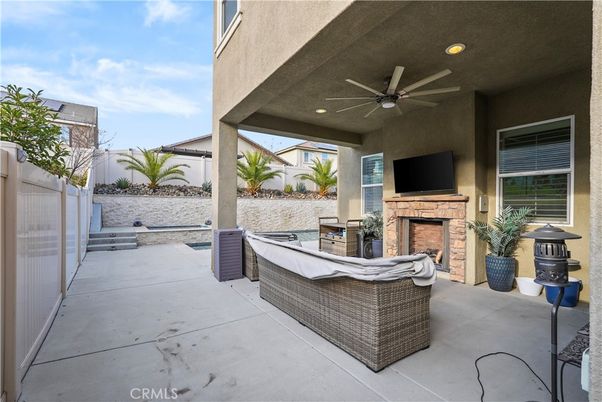 Exterior, Fireplace