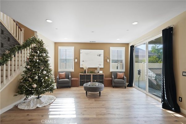 Interior, Recessed Lighting, Wood Texture Flooring