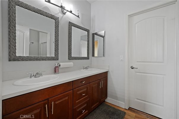 Bathroom, Dual Sink Vanities, Interior, Wood Texture Flooring