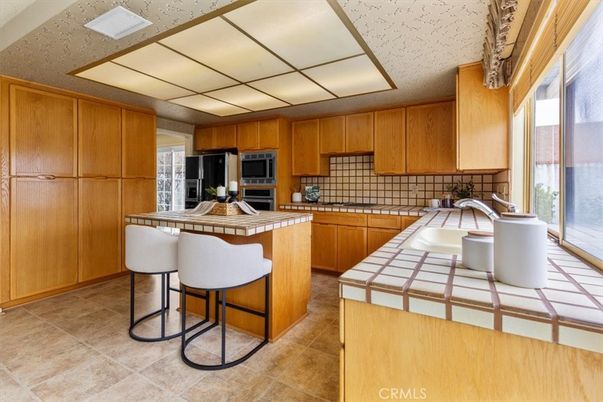 Interior, Kitchen, Tile Countertops