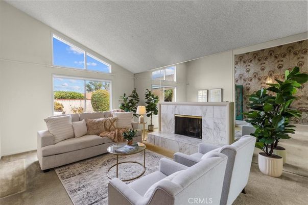 Fireplace, Interior, Living room