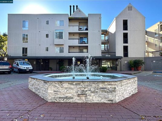 Exterior, Facade, Condo Building