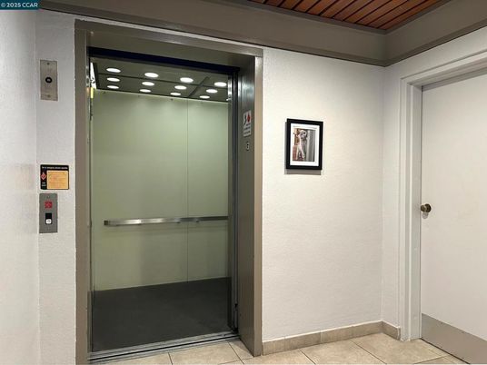 Elevator, Interior