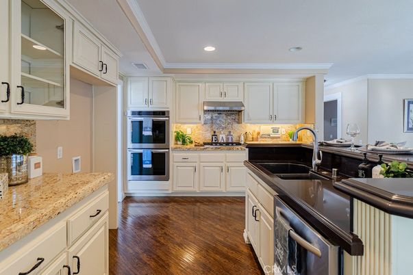 Interior, Kitchen, Recessed Lighting, Wood Texture Flooring