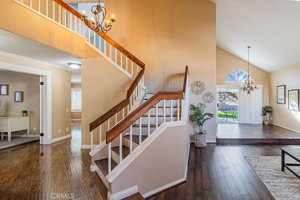 Chandelier, Interior, Wood Texture Flooring