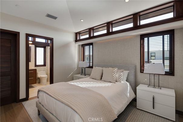 Bathroom, Bedroom, Interior, Recessed Lighting, Wood Texture Flooring