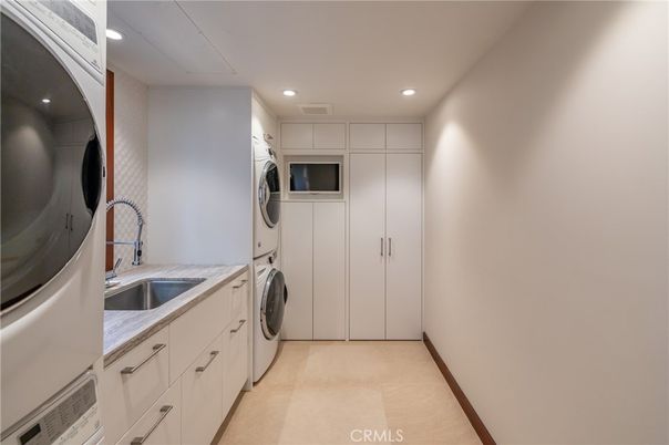 Interior, Recessed Lighting, Washer