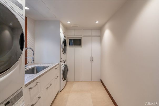 Interior, Recessed Lighting, Washer