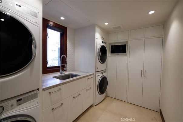 Interior, Recessed Lighting, Washer