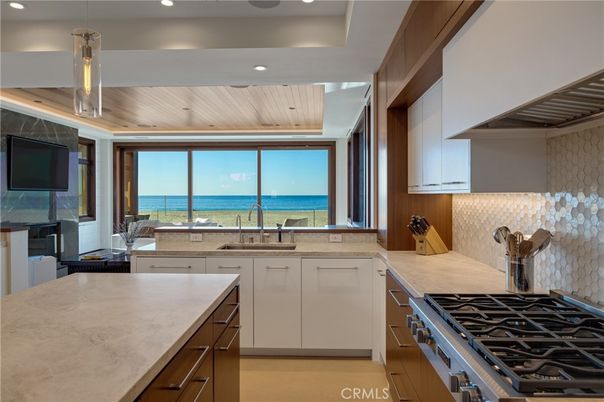 Interior, Kitchen, Recessed Lighting, Stainless Steel Appliances, Water