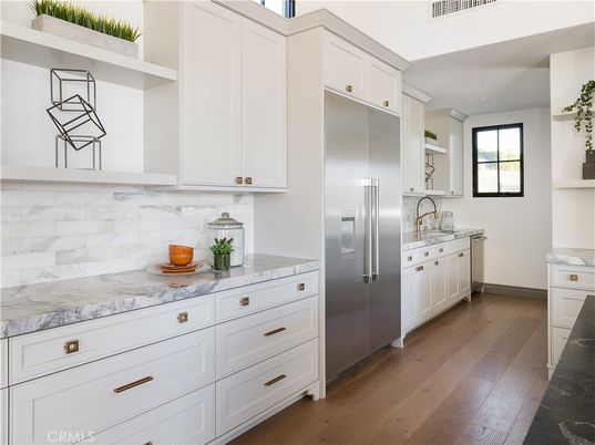 Interior, Kitchen, Stainless Steel Appliances, Wood Texture Flooring