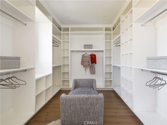 Interior, Recessed Lighting, Walk-in Closets, Wood Texture Flooring
