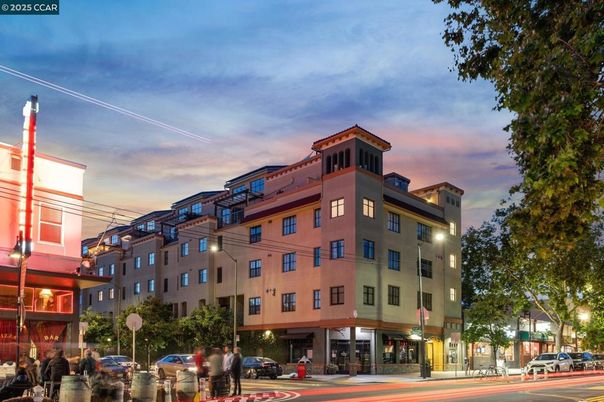 Exterior, Facade, Condo Building