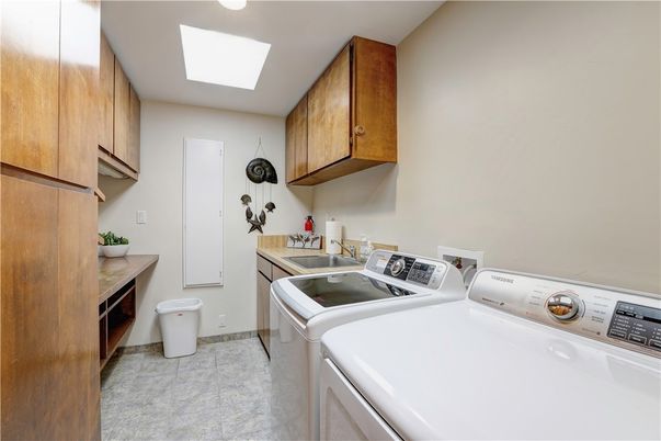 Interior, Washer