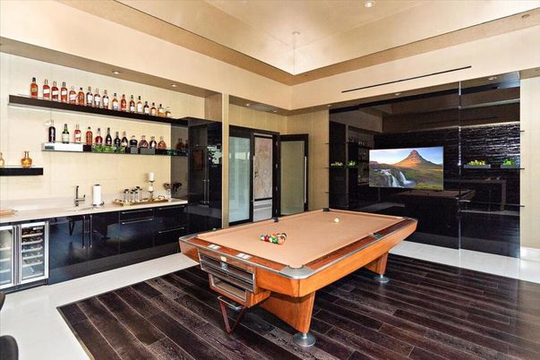 Billiard Table, Game Room, Interior, Wood Texture Flooring