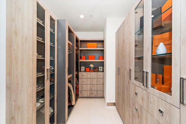 Interior, Recessed Lighting, Walk-in Closets
