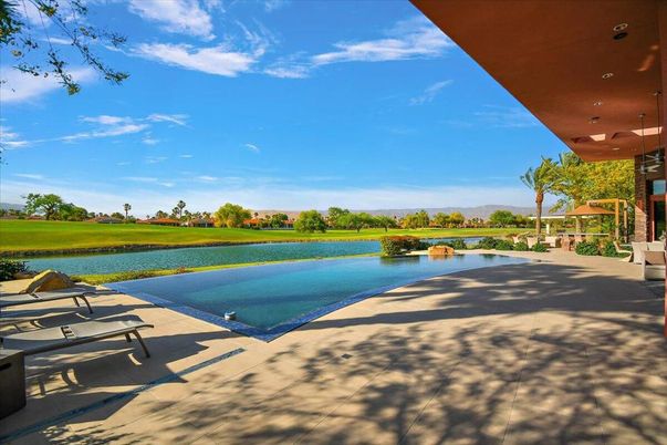 Exterior, Pool, Water