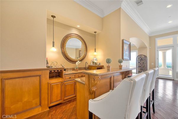 Interior, Pendant Lights, Recessed Lighting, Wood Texture Flooring