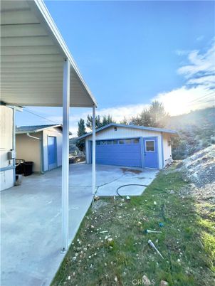 Detached Garage, Exterior