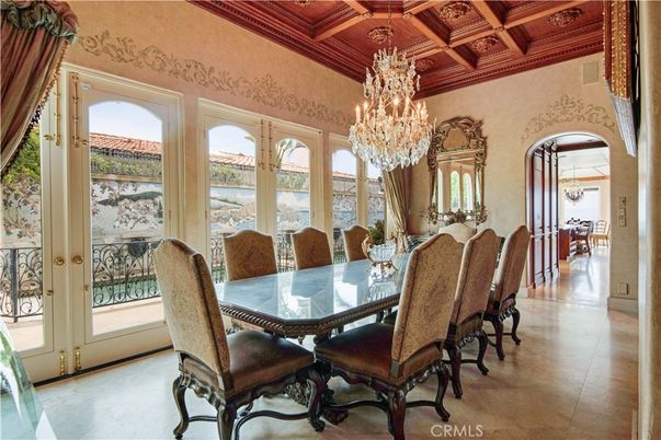 Chandelier, Dining room, Interior, Wooden Beams, Wooden Ceilings