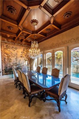 Chandelier, Dining room, Interior, Wooden Beams, Wooden Ceilings
