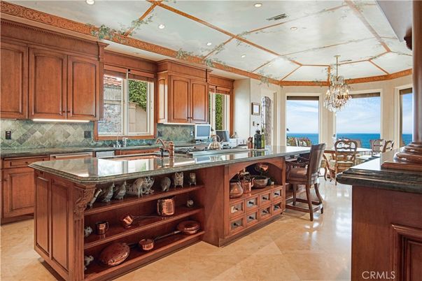 Chandelier, Interior, Kitchen, Recessed Lighting, Water