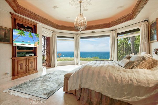 Bedroom, Chandelier, Interior, Water