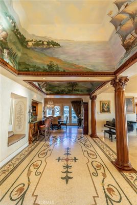 Chandelier, Interior, Pendant Lights, Piano, Recessed Lighting, Wooden Beams