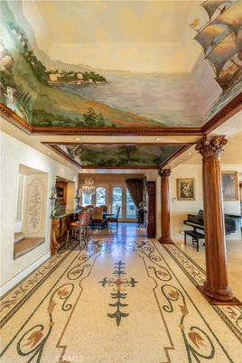 Chandelier, Interior, Pendant Lights, Piano, Recessed Lighting, Wooden Beams