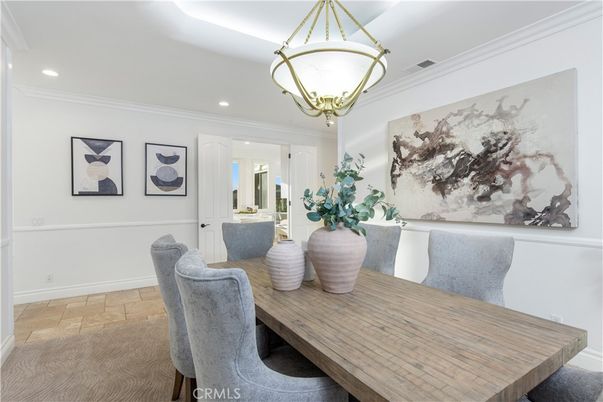 Dining room, Interior, Pendant Lights, Recessed Lighting