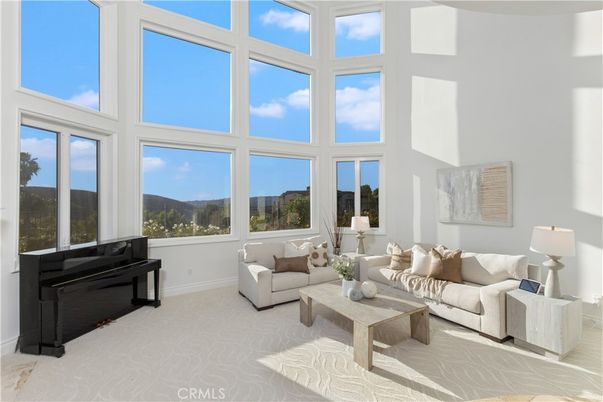 Interior, Living room, Piano
