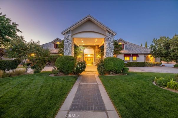 Backyard, Exterior, Facade, Brick Facade, French Provincial