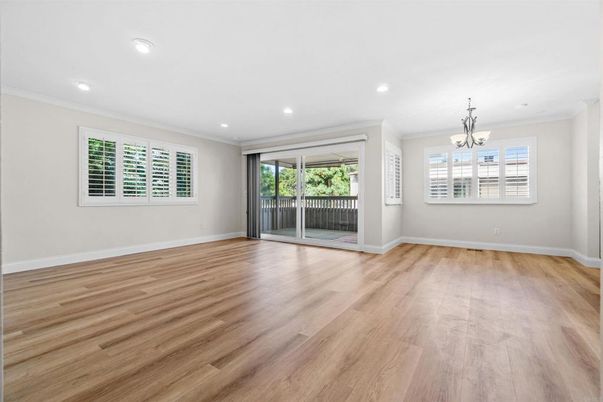 Chandelier, Empty room, Interior, Recessed Lighting, Wood Texture Flooring