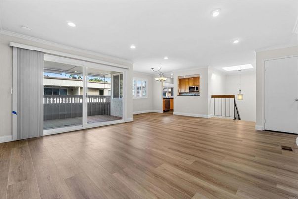 Chandelier, Empty room, Interior, Pendant Lights, Recessed Lighting, Wood Texture Flooring