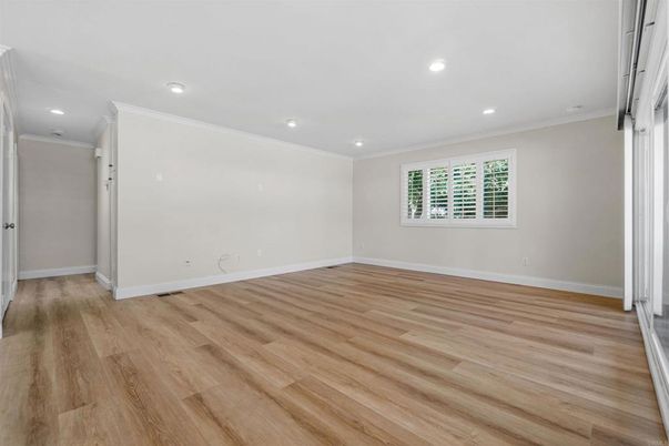 Empty room, Interior, Recessed Lighting, Wood Texture Flooring