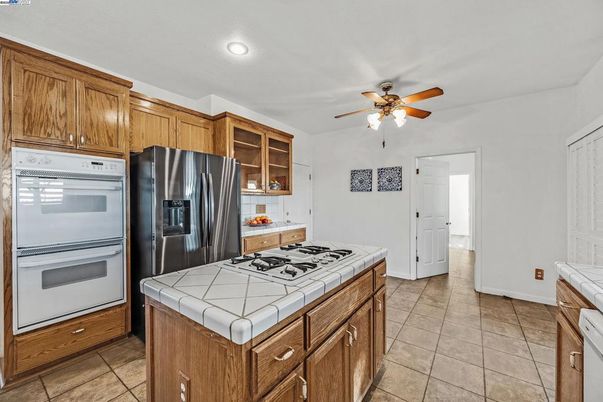 Interior, Kitchen, Recessed Lighting, Tile Countertops