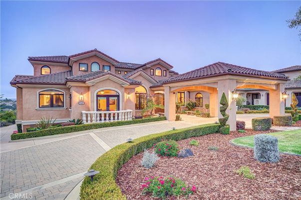 Backyard, Exterior, Facade, Mediterranean