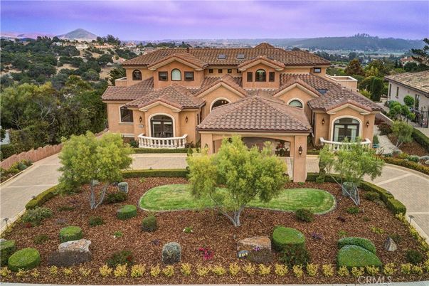 Backyard, Exterior, Facade, Mediterranean