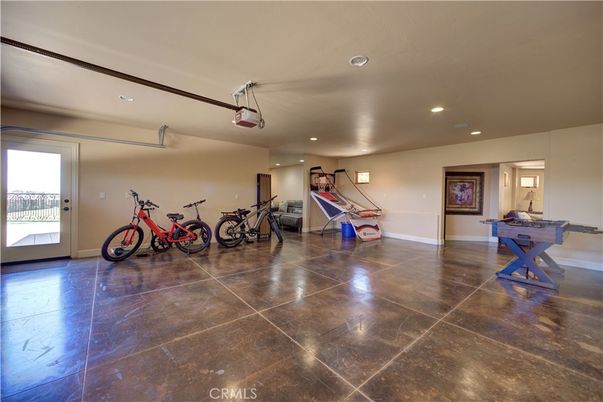 Garage, Interior, Recessed Lighting