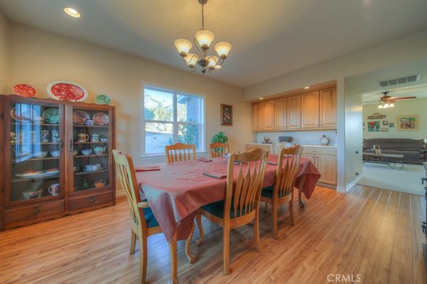 Chandelier, Dining room, Interior, Recessed Lighting, Wood Texture Flooring